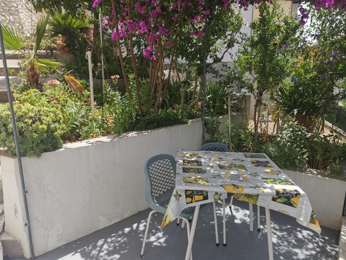 Apartman Tudor Kuzma Hvar Exteriér fotografie